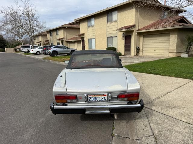 1981 Fiat 124 Spider thumbnail 5