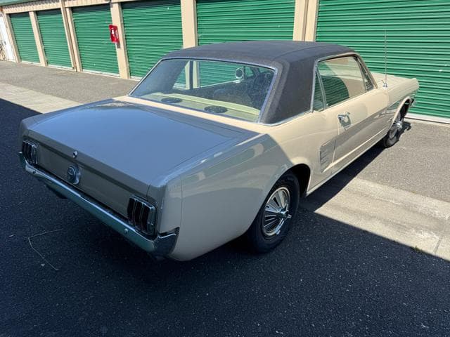 1966 Ford Mustang thumbnail 3