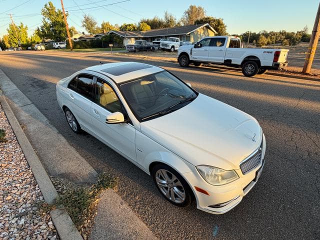 2012 Mercedes C250 thumbnail 7