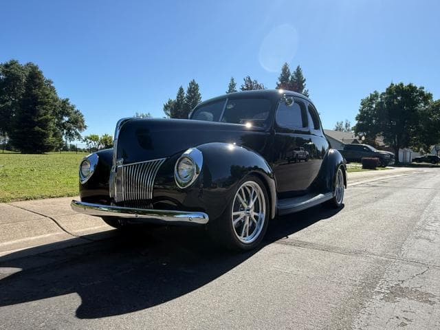 1940 Ford Coupe thumbnail 8