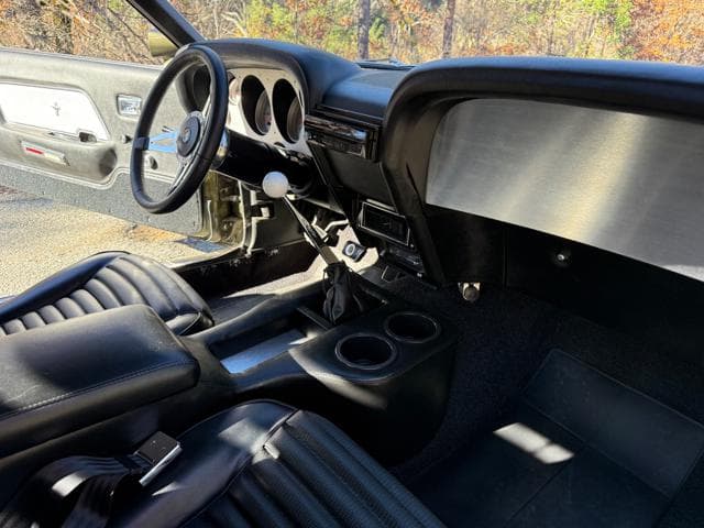 1969 Ford Mustang thumbnail 28