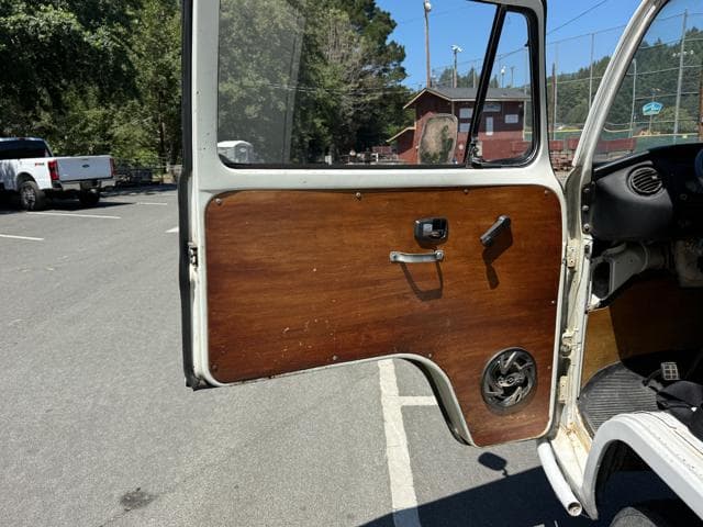 1971 Volkswagen Transporter thumbnail 10