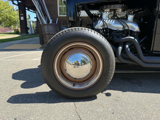 1932 Ford Roadster thumbnail 7