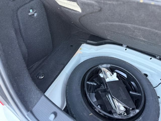 2012 Mercedes C250 thumbnail 25