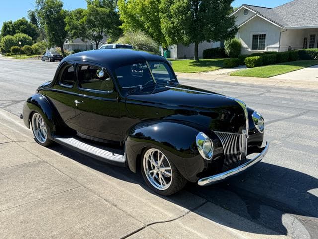 1940 Ford Coupe thumbnail 4