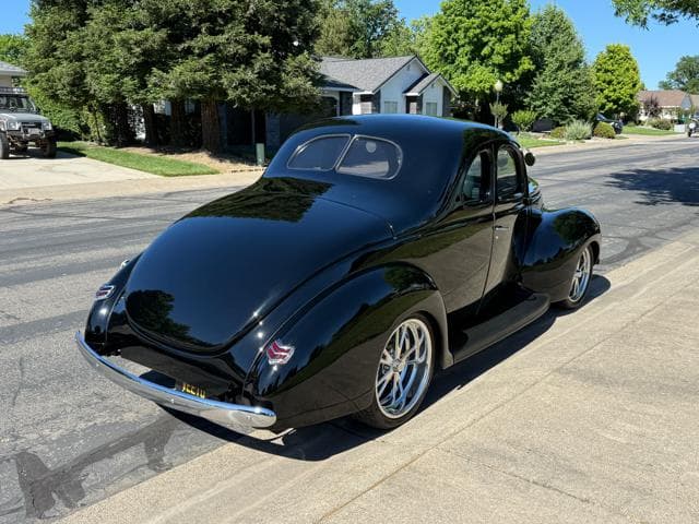 1940 Ford Coupe thumbnail 3