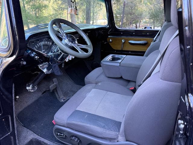1958 Chevrolet Apache thumbnail 29