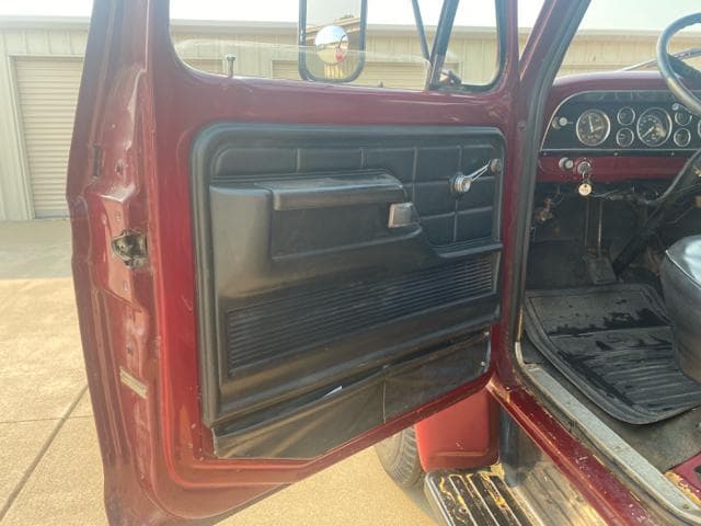 1975 Ford F600 thumbnail 14