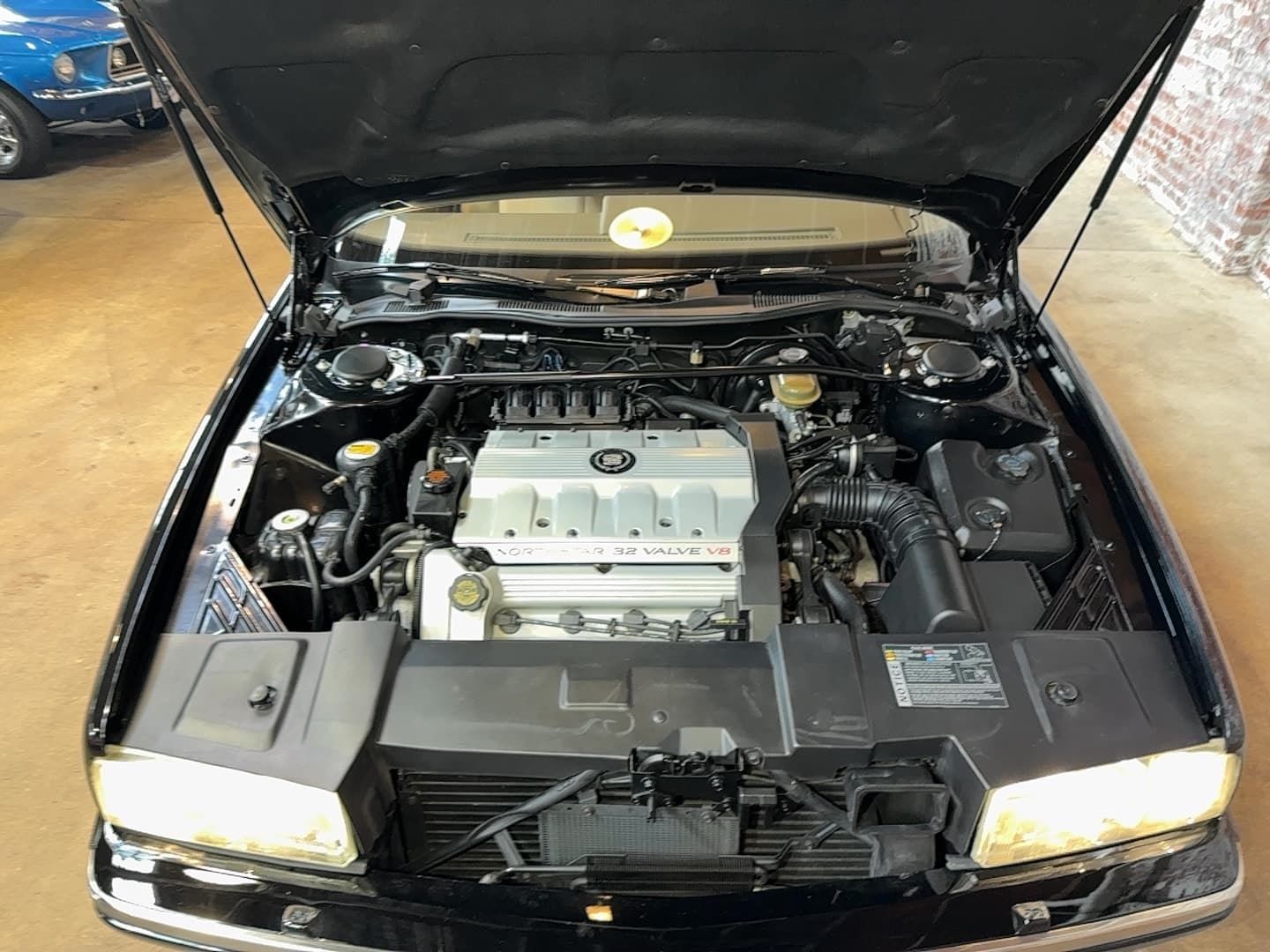 1993 CADILLAC ALLANTE Coupe thumbnail 11