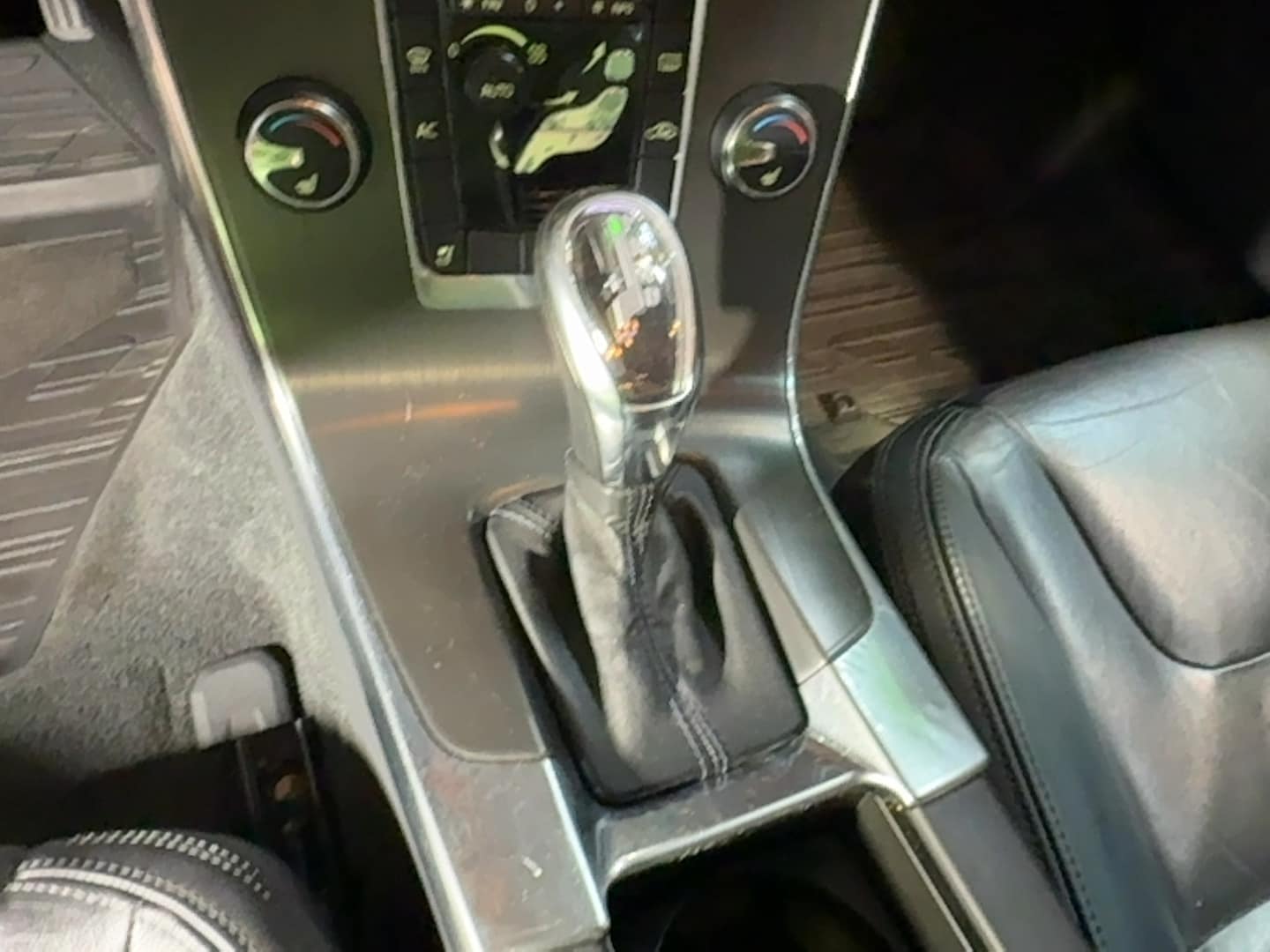 2013 Volvo S60 T5 thumbnail 7