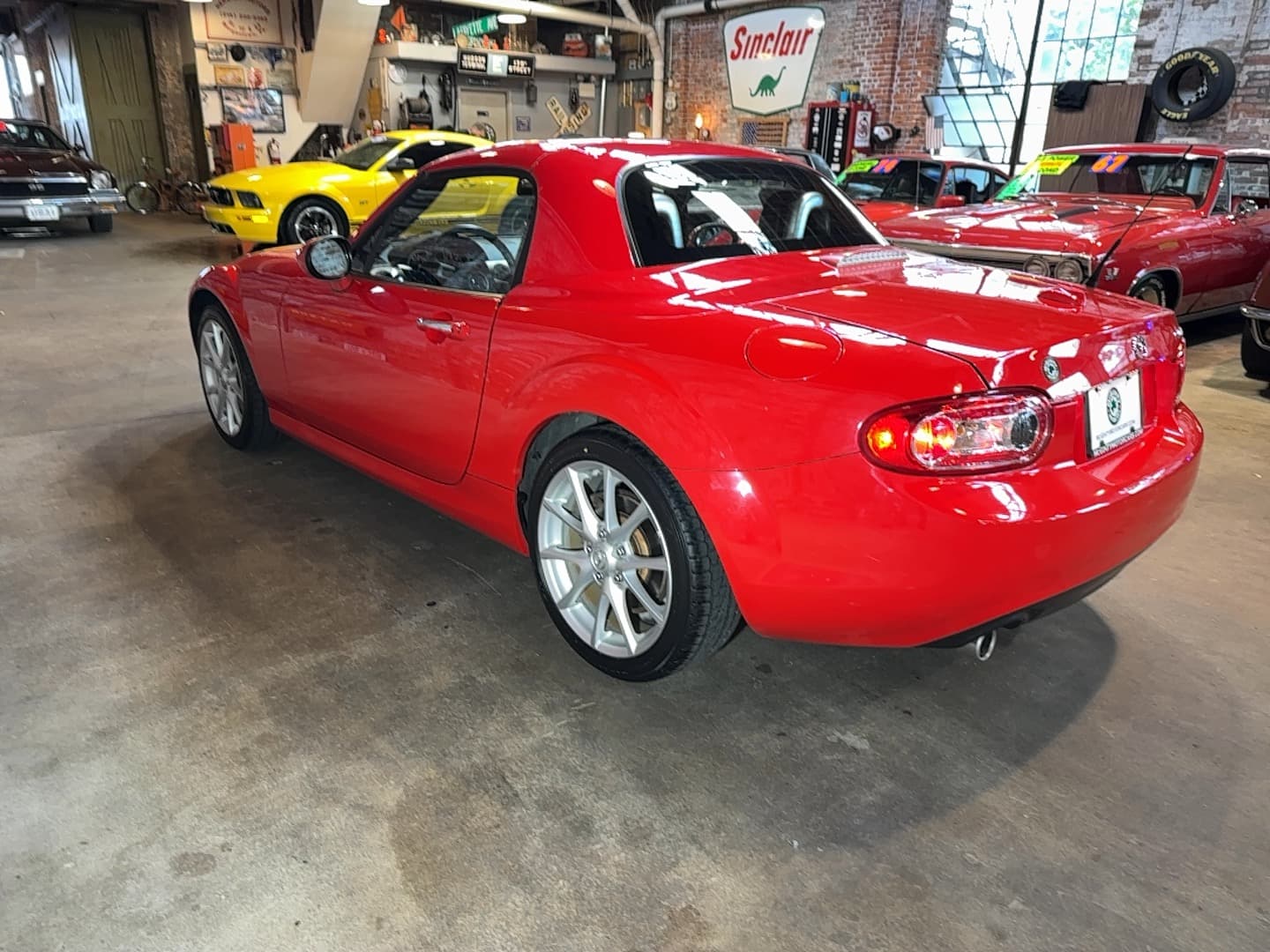 2012 Mazda MX-5 Miata Grand Touring Hard Top — photo 2