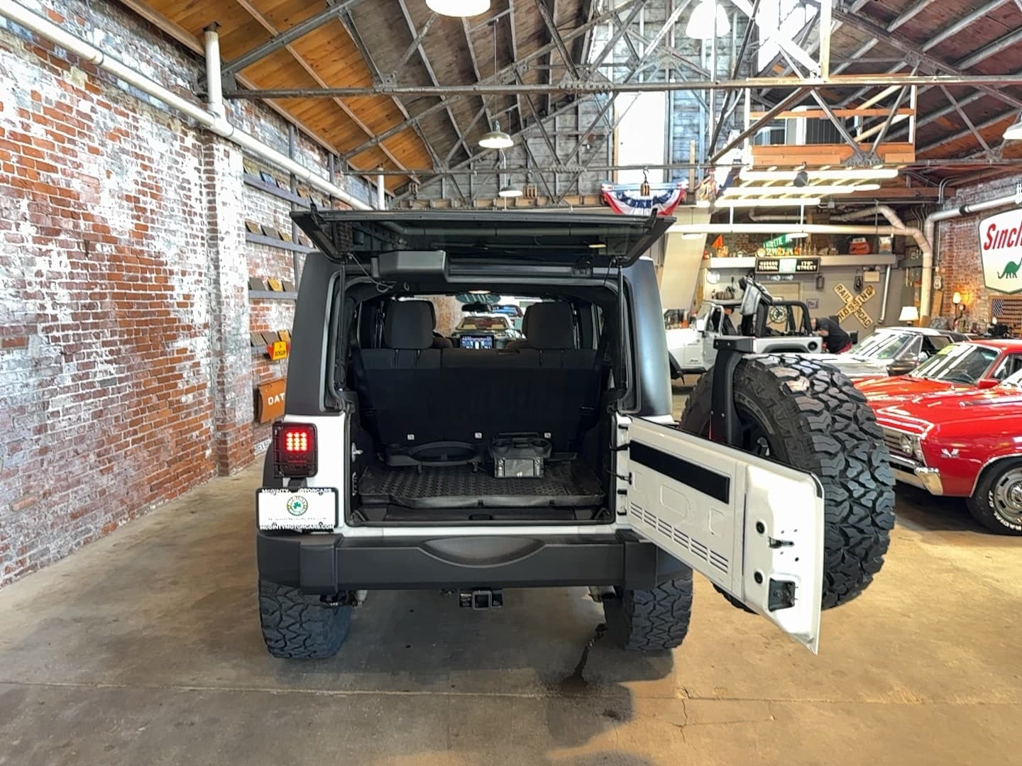 2011 Jeep Wrangler Unlimited Sport thumbnail 10