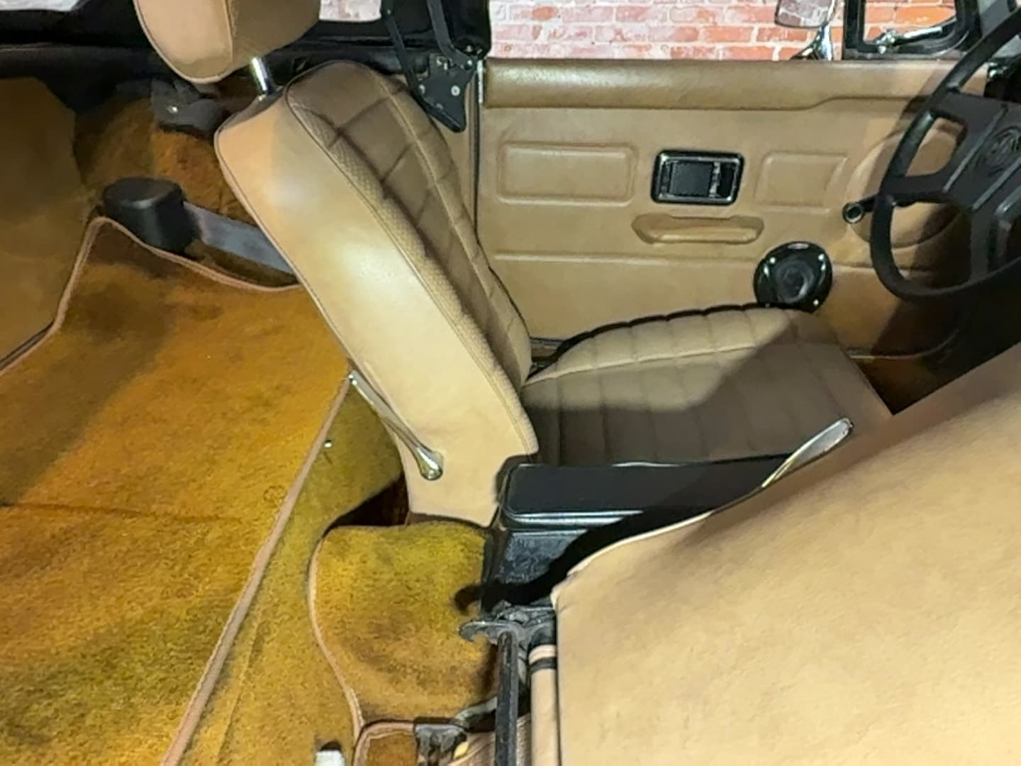 1980 MG MGB thumbnail 13