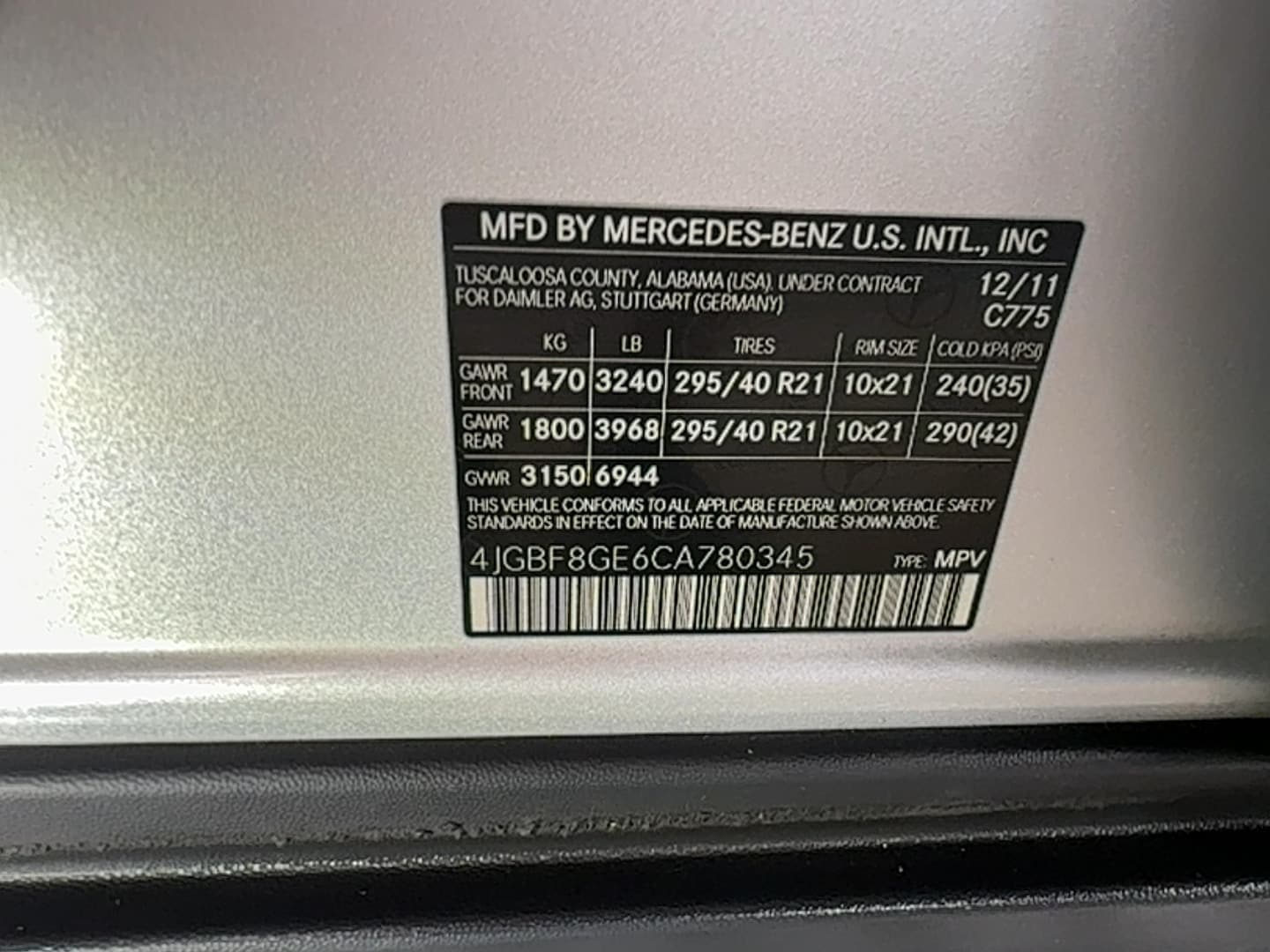 2012 Mercedes GL-Class GL 550 4MATIC thumbnail 10