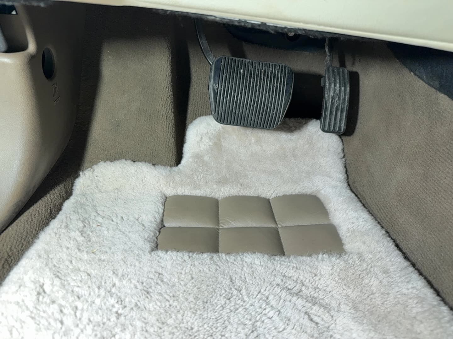2007 Jaguar XJ Vanden Plas thumbnail 7