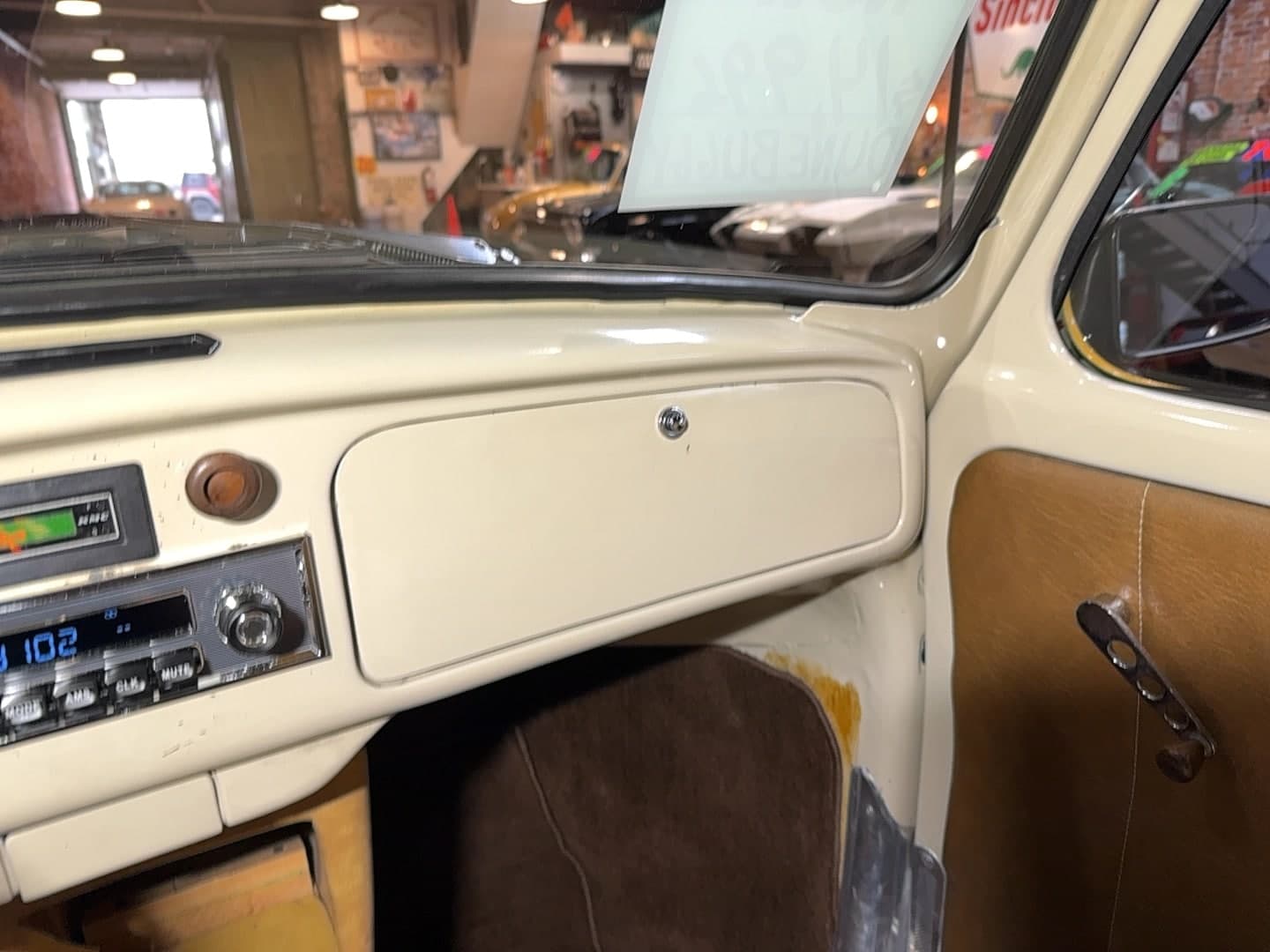 1967 Volkswagen Beetle thumbnail 8