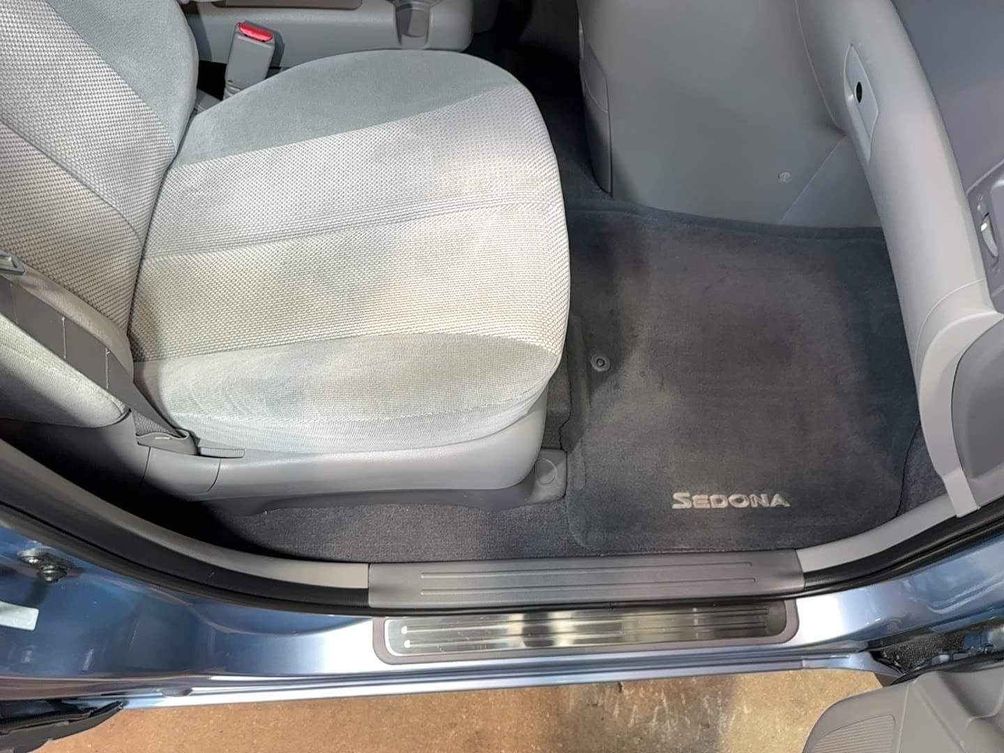 2012 Kia Sedona EX thumbnail 20