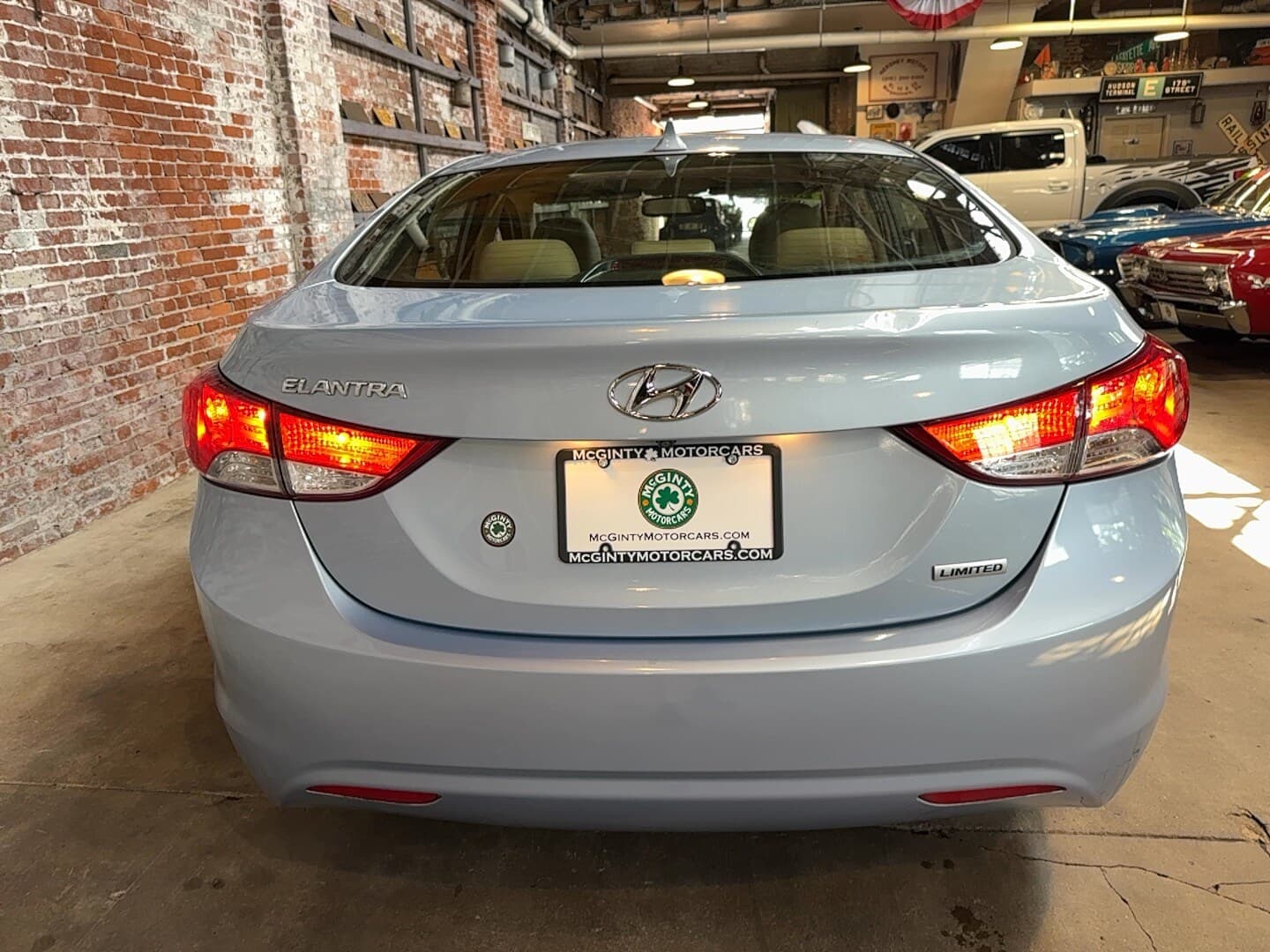 2012 Hyundai Elantra Limited thumbnail 25