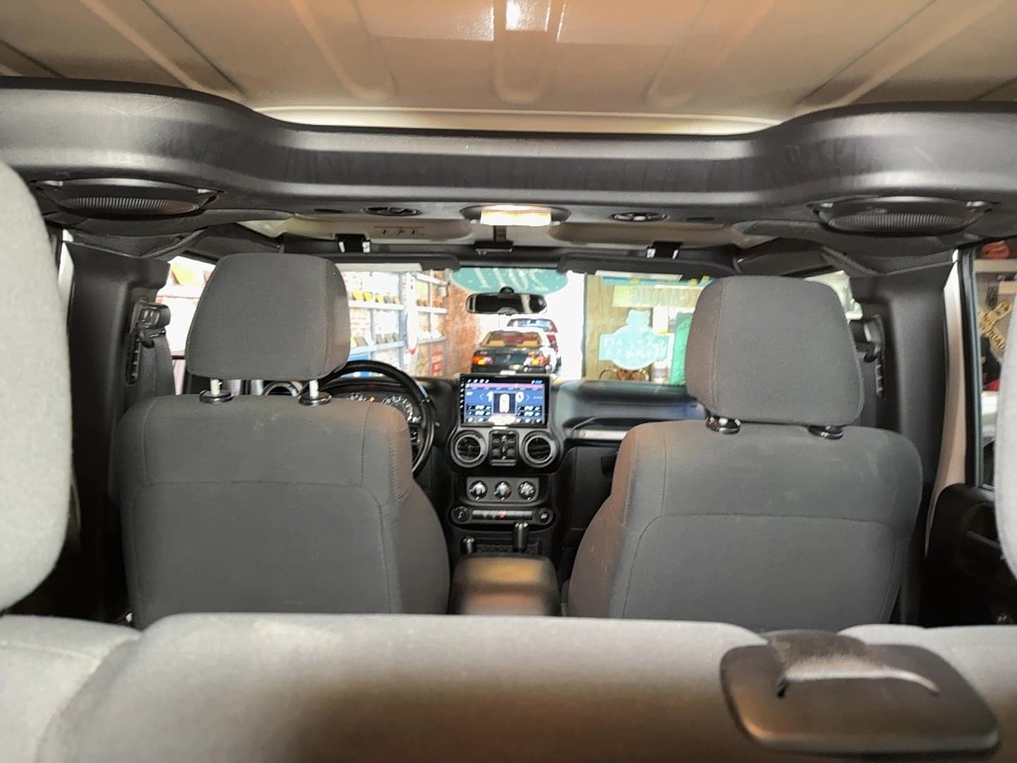 2011 Jeep Wrangler Unlimited Sport thumbnail 11