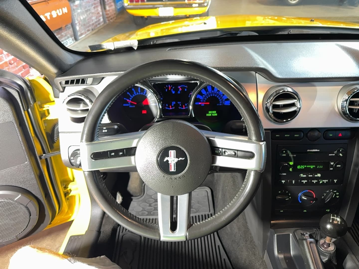 2006 Ford Mustang GT Premium thumbnail 5