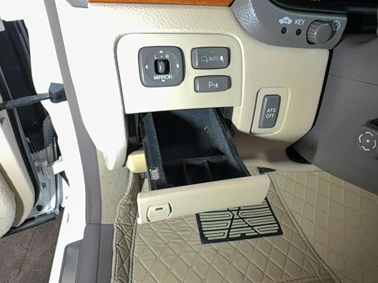 2006 Lexus LS 430 thumbnail 5