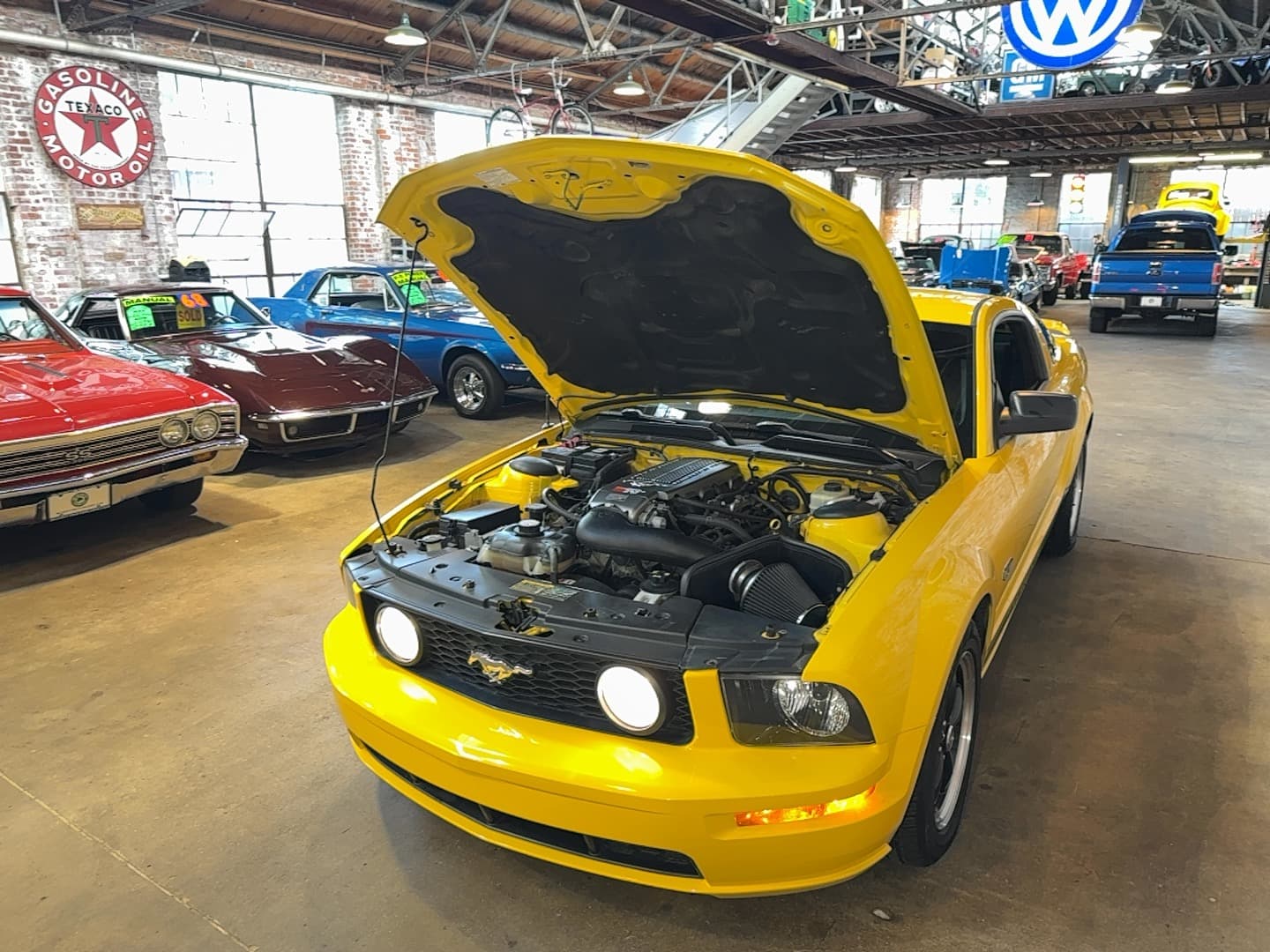 2006 Ford Mustang GT Premium thumbnail 21