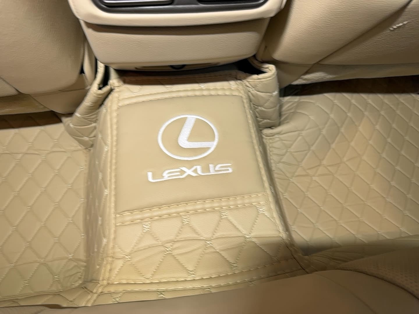 2006 Lexus LS 430 thumbnail 12
