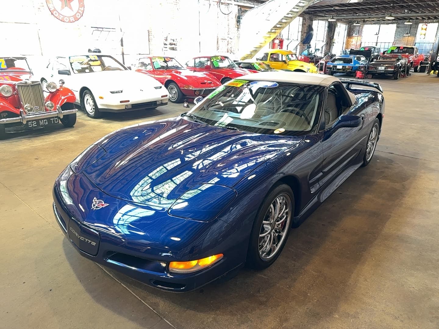2004 Chevrolet Corvette LeMans Commemorative Edition thumbnail 28