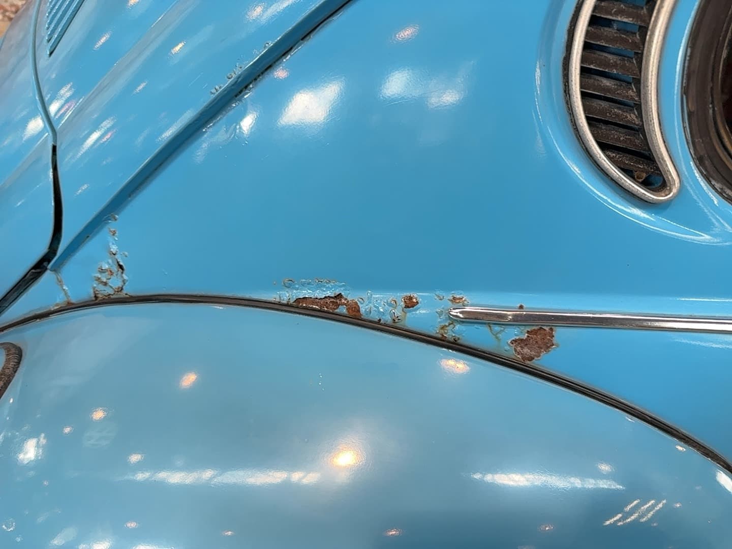 1972 Volkswagen Super Beetle Hatchback thumbnail 24