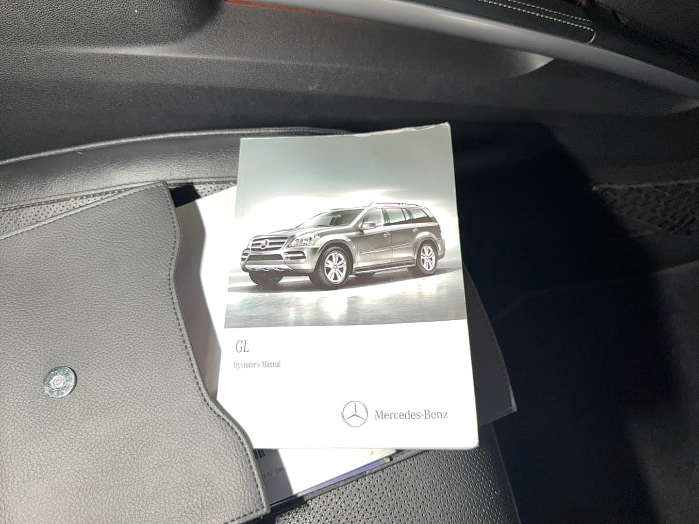 2012 Mercedes GL-Class GL 550 4MATIC thumbnail 21