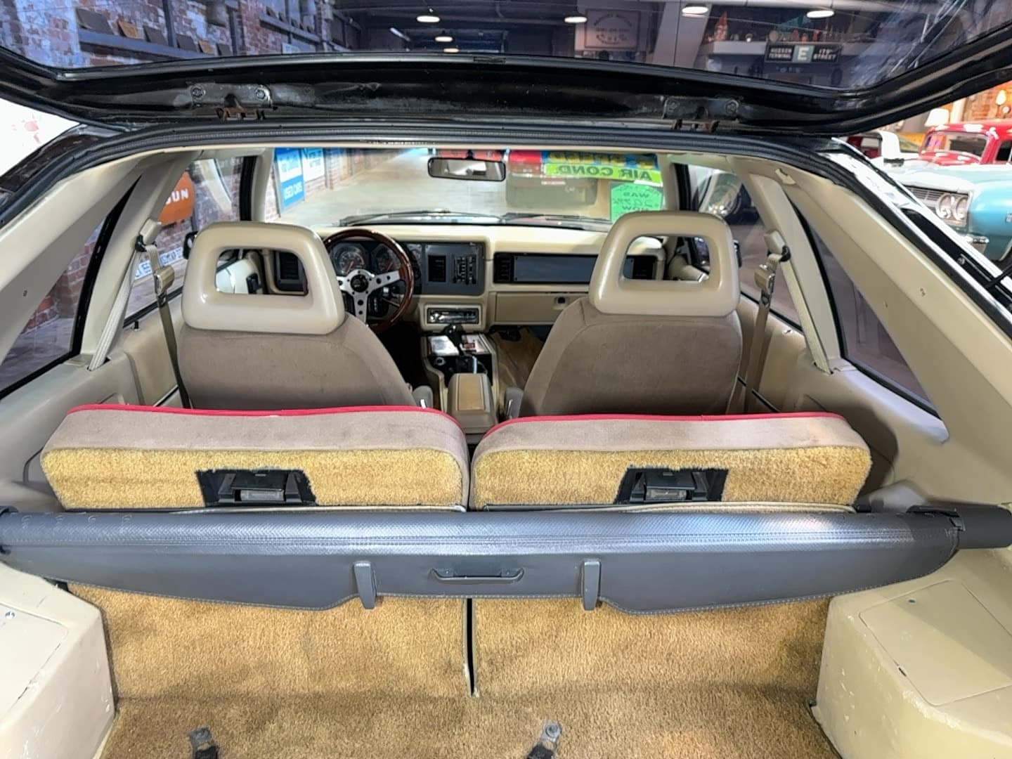 1986 Ford Mustang LX 5.0 thumbnail 17