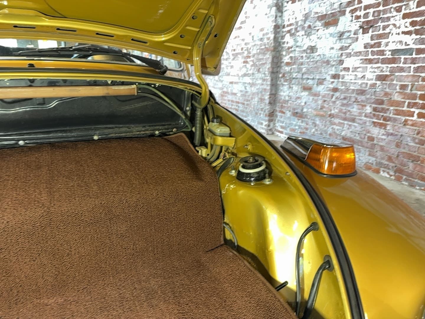 1974 Volkswagen Super Beetle thumbnail 12