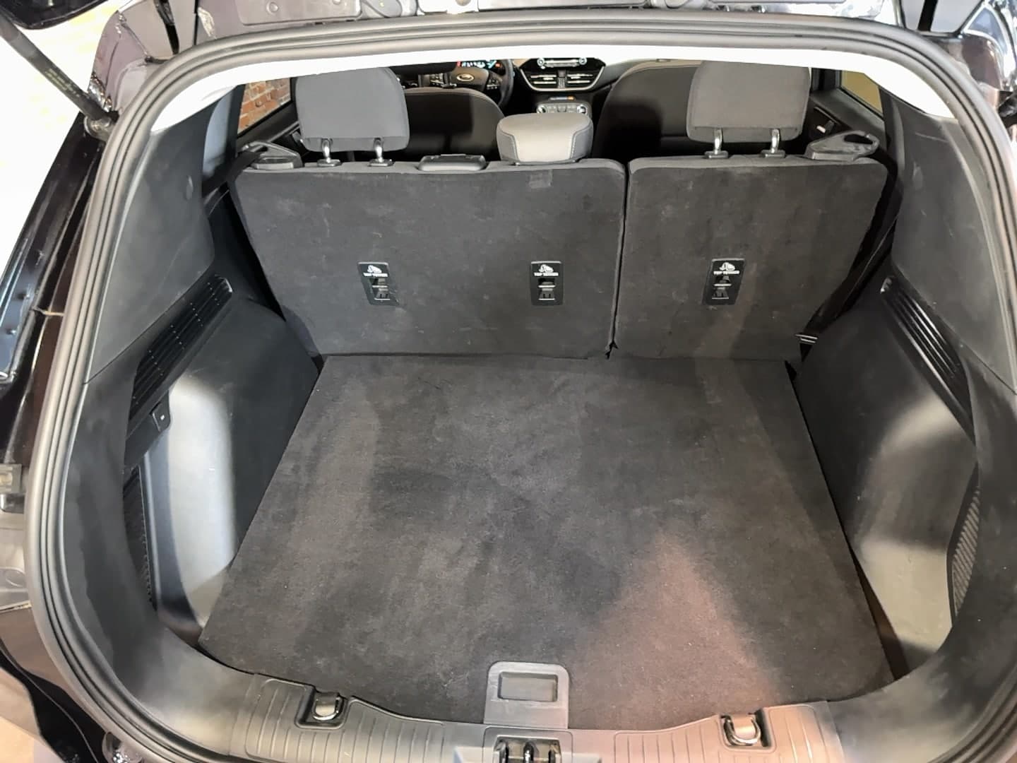 2020 Ford Escape SE thumbnail 18