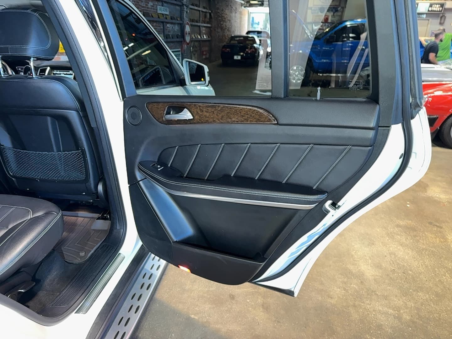 2014 Mercedes GL-Class GL 450 4MATIC thumbnail 19