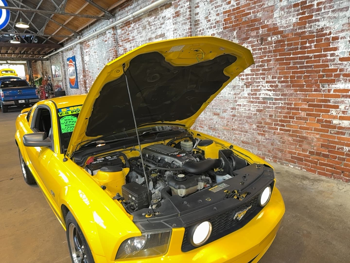 2006 Ford Mustang GT Premium thumbnail 20
