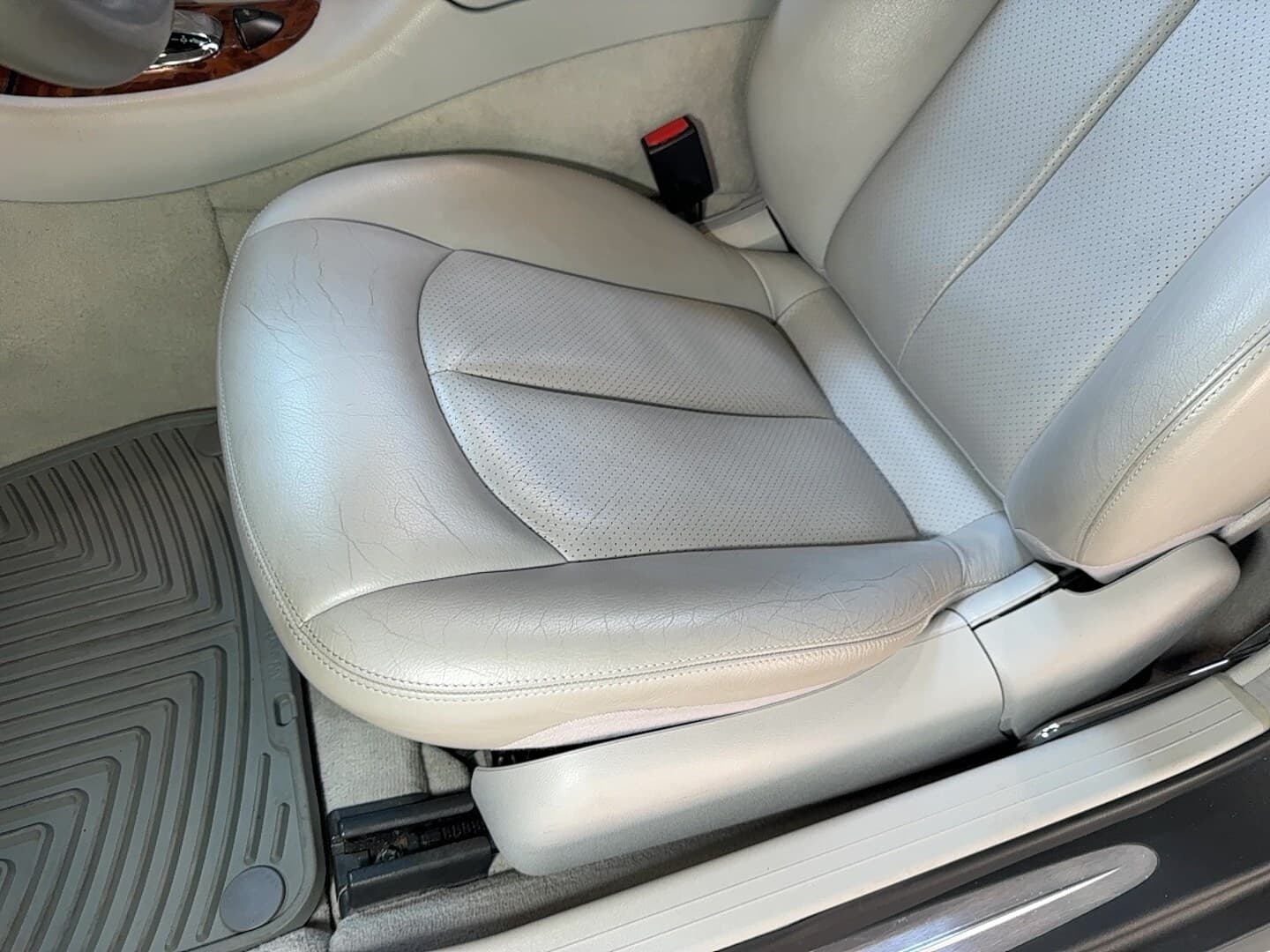 2004 Mercedes CLK-Class Base thumbnail 10