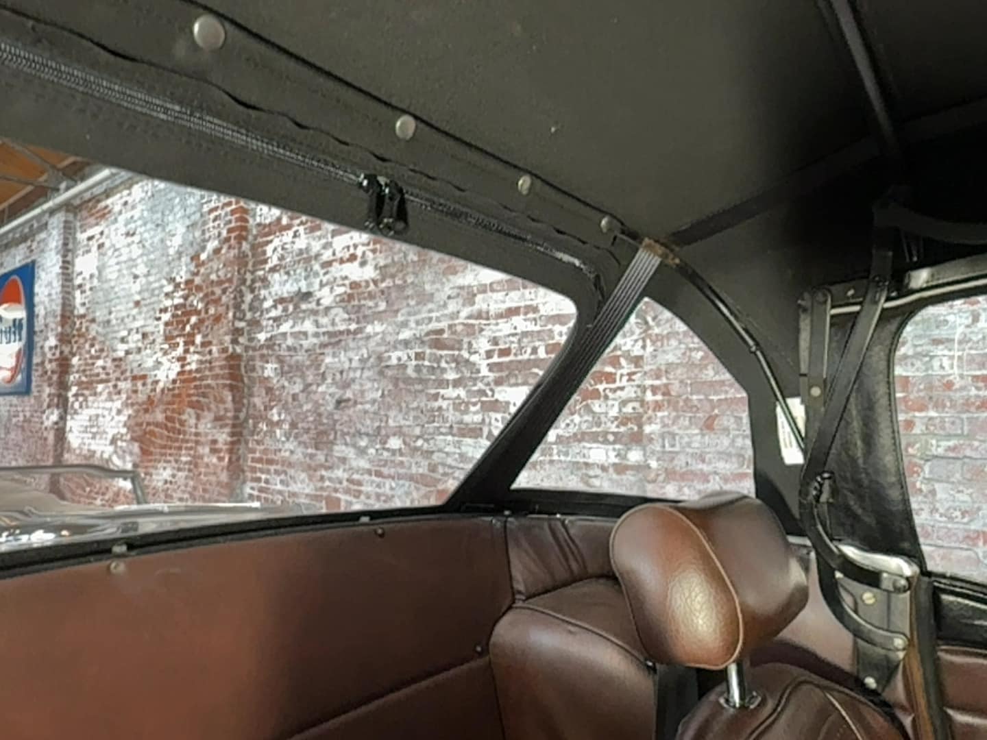 1976 Triumph TR6 thumbnail 13