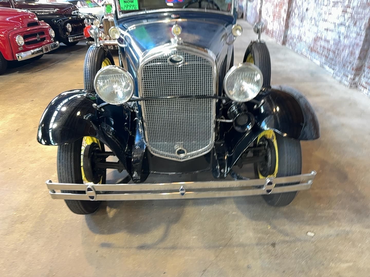 1931 Ford Model A Roadster thumbnail 18