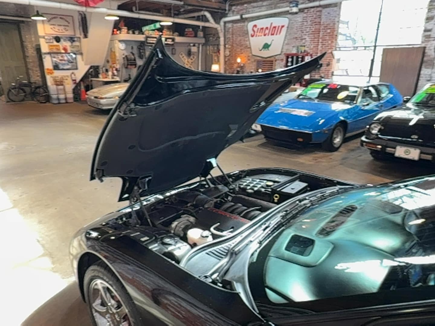 1998 Chevrolet Corvette Base thumbnail 11