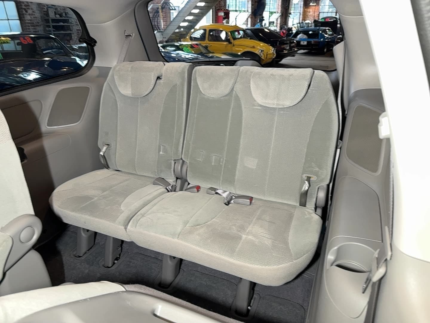 2012 Kia Sedona EX thumbnail 13