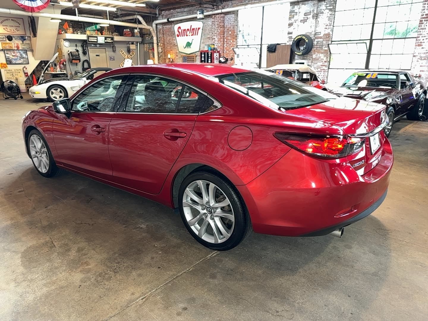2017 Mazda 6 Touring Plus — photo 2