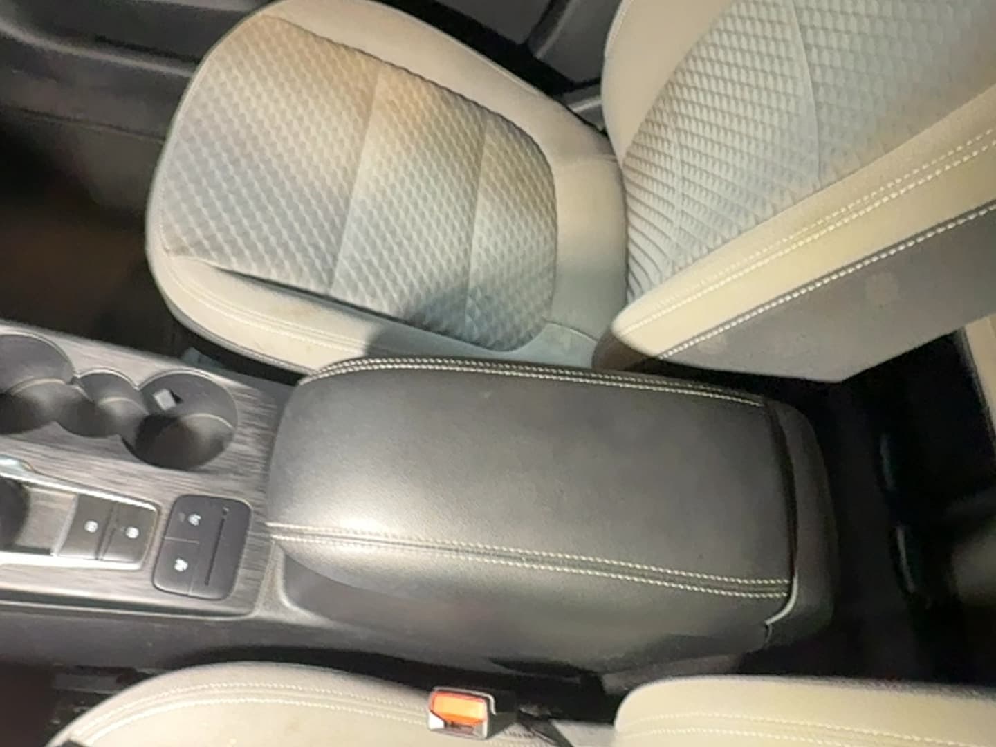 2020 Ford Escape SE thumbnail 11