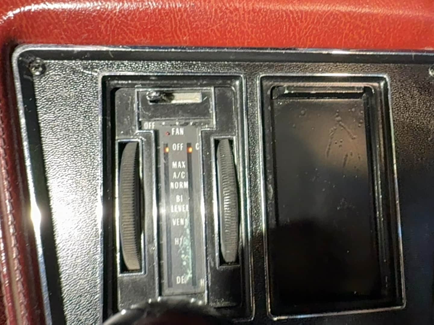 1974 Chevrolet Corvette Stingray thumbnail 5