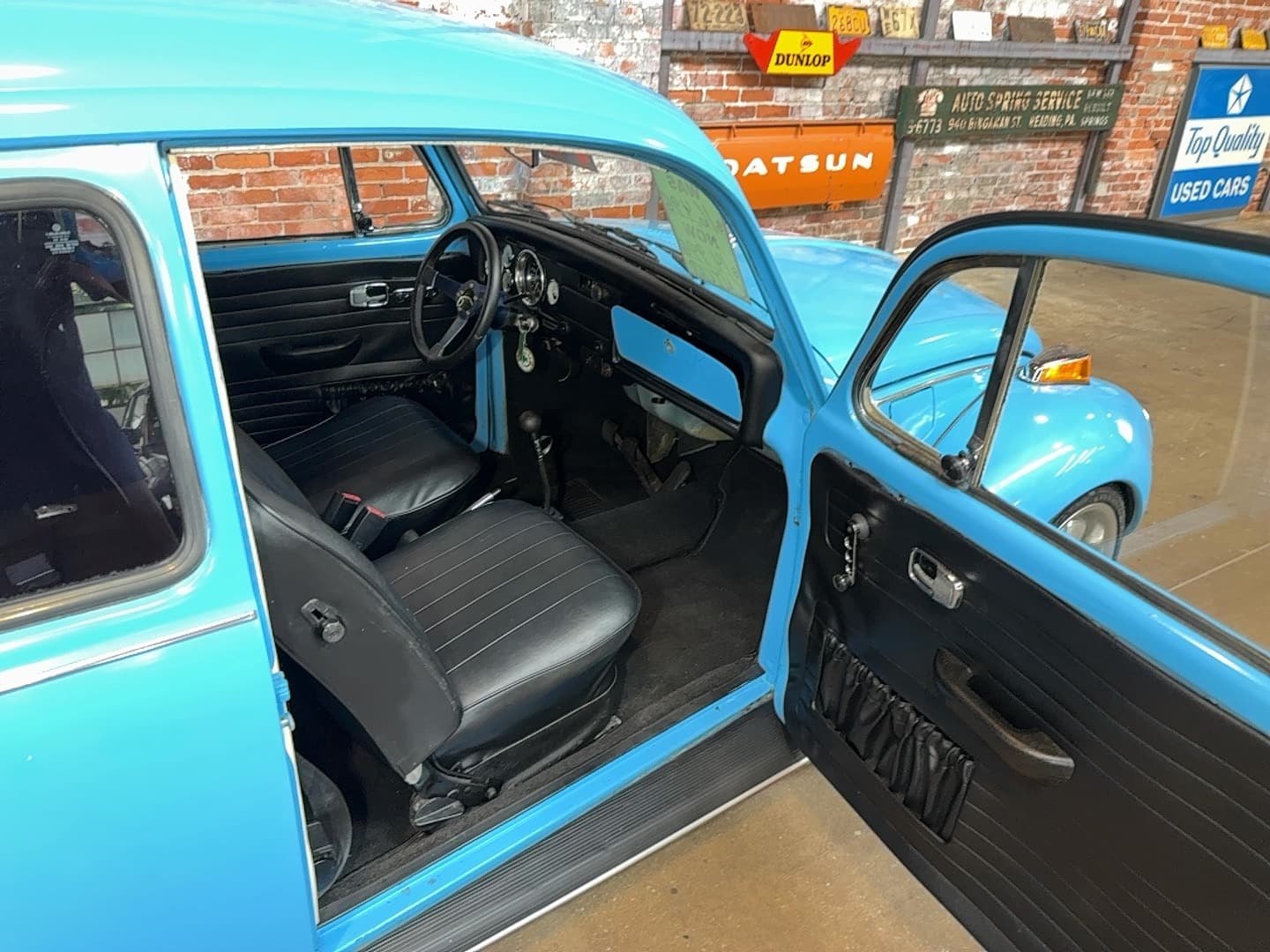 1972 Volkswagen Super Beetle Hatchback thumbnail 9