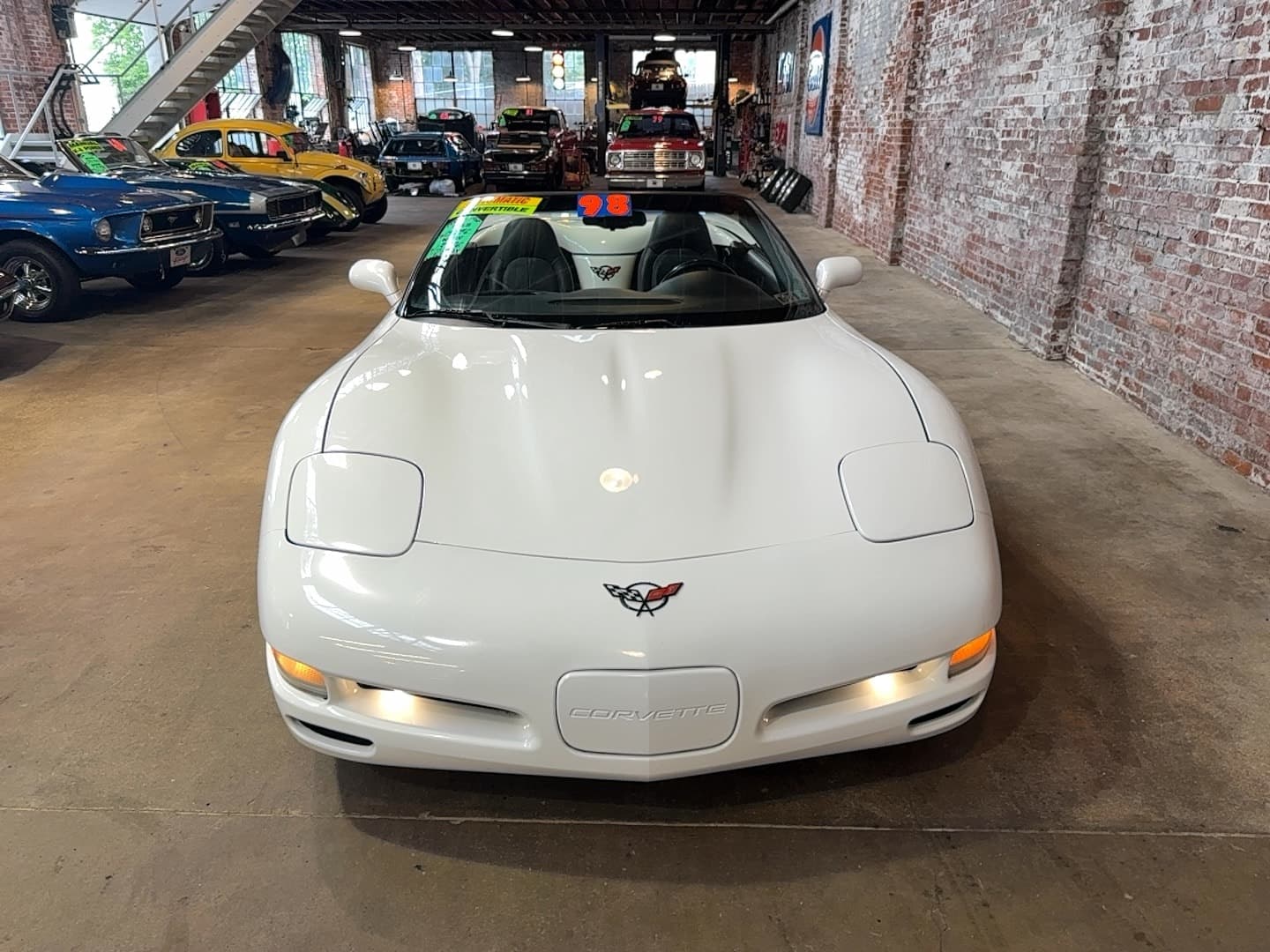 1998 Chevrolet Corvette Base thumbnail 28