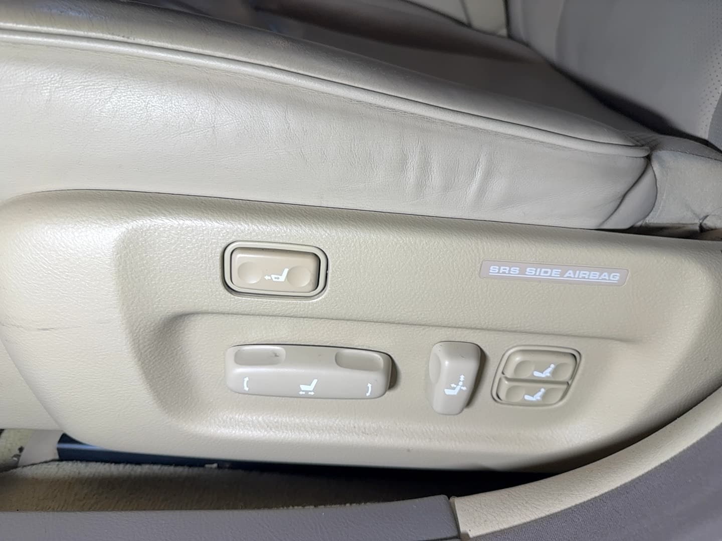 2006 Lexus LS 430 thumbnail 11