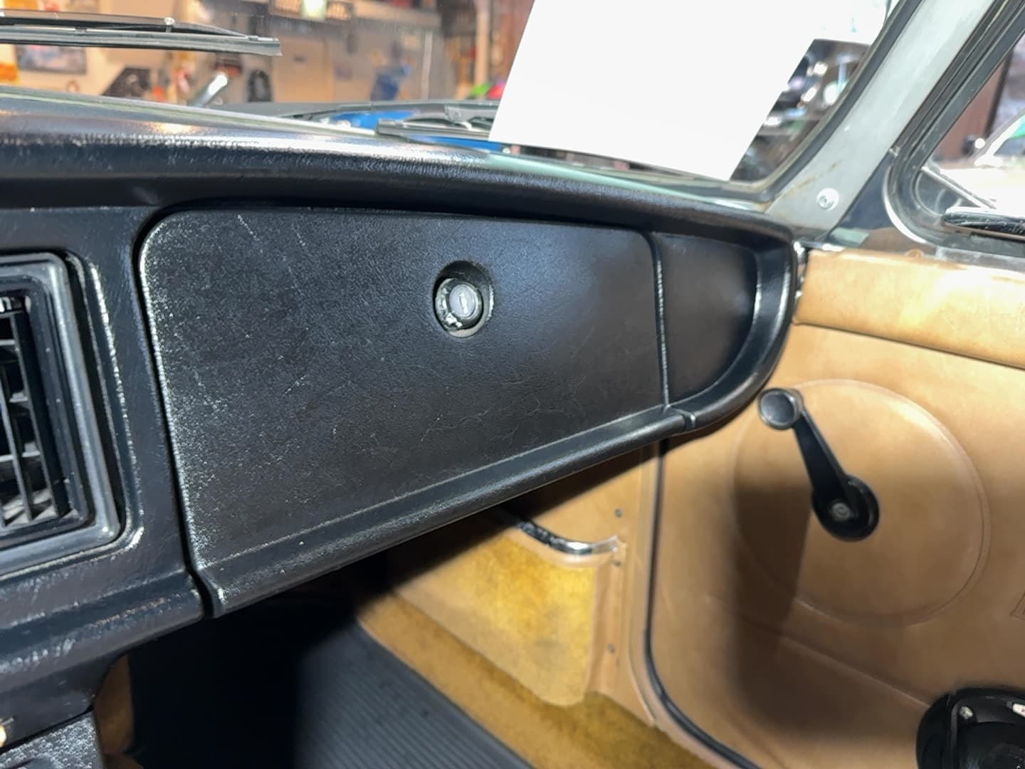 1980 MG MGB thumbnail 7