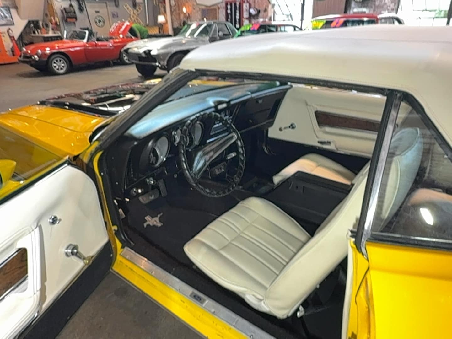 1973 Ford Mustang MACH 1 CLONE — photo 2