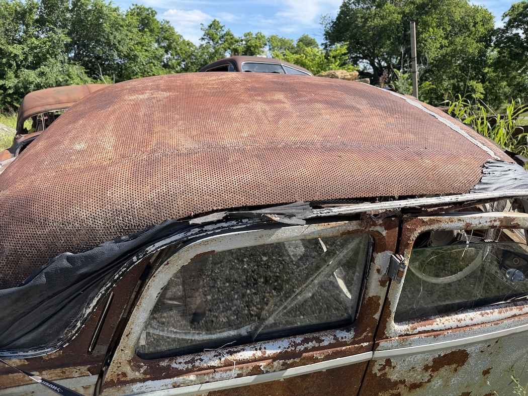 1947 Riley RMB Saloon thumbnail 4
