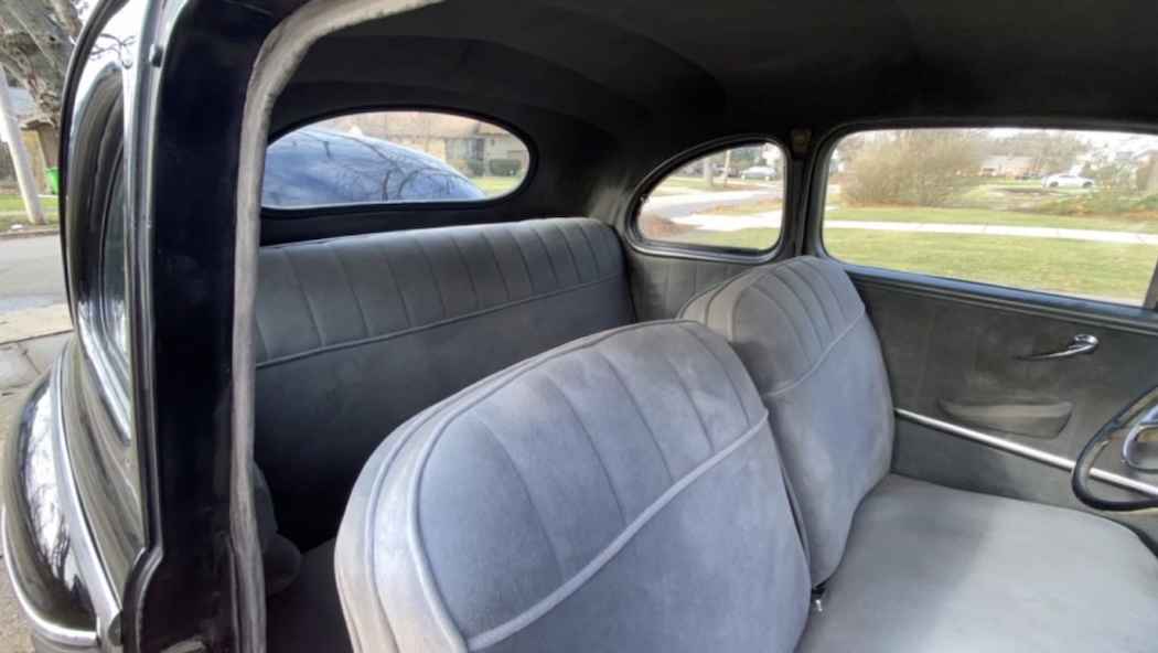 1948 Ford Super Deluxe thumbnail 12